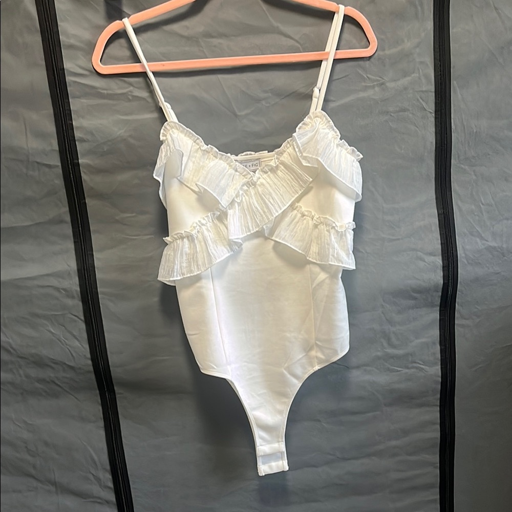 NWOT White Ruffled Bodysuit